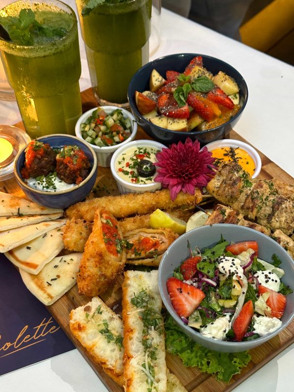 (RAMZAN SPECIAL)  IFTAR PLATTER